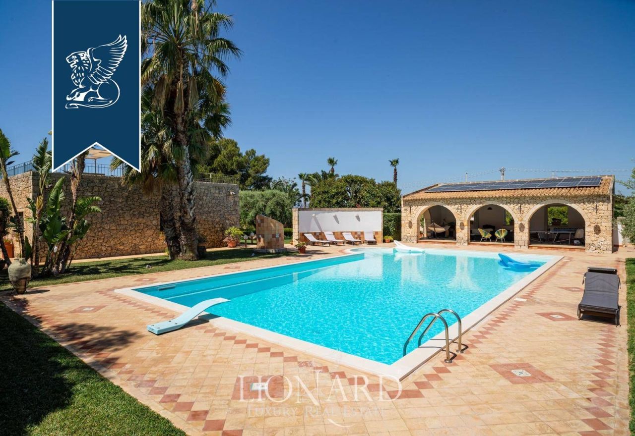 Вилла в Сиракузах, Италия, 180 м² - фото 7