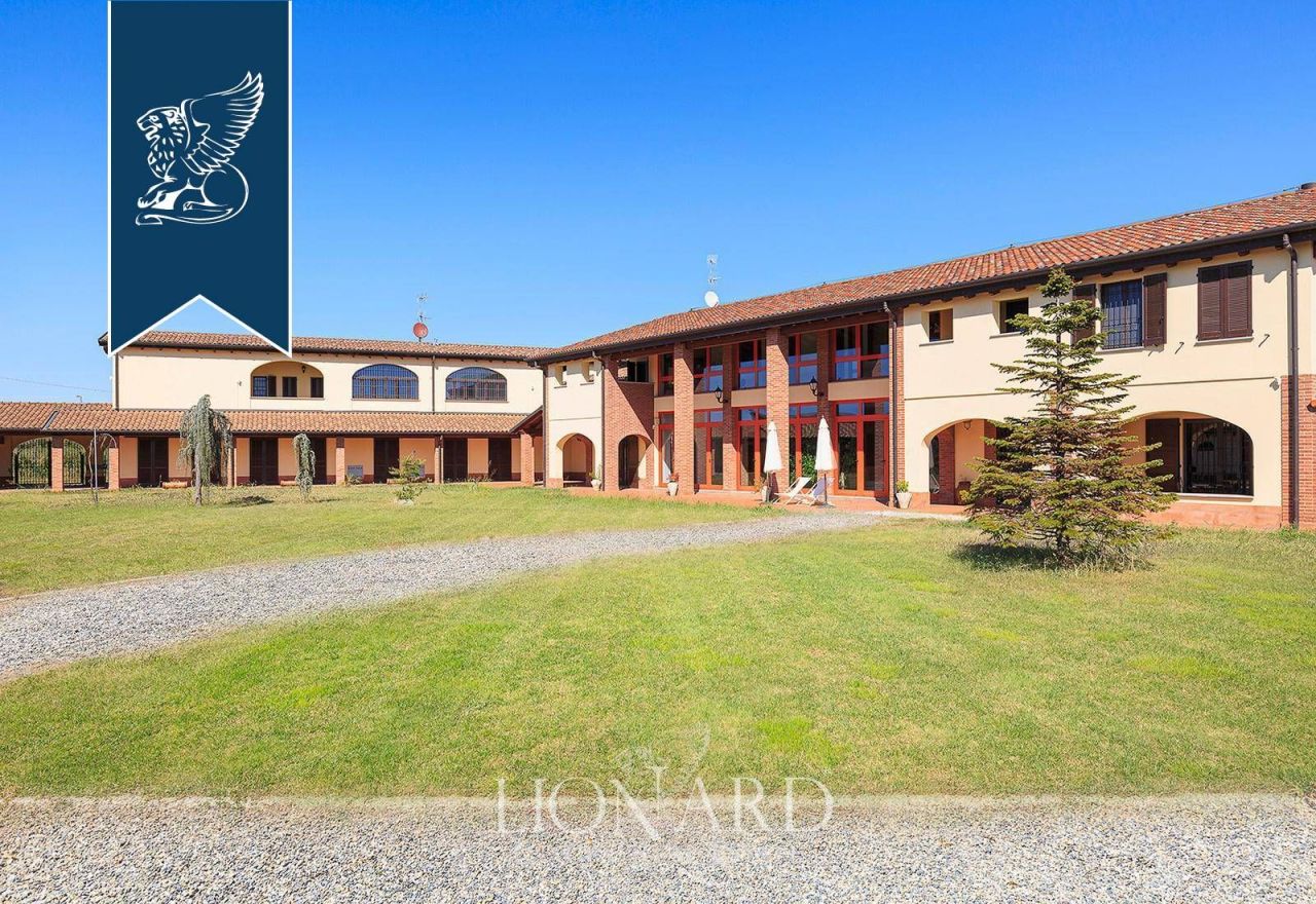 Вилла в Милане, Италия, 3 001 м² - фото 7