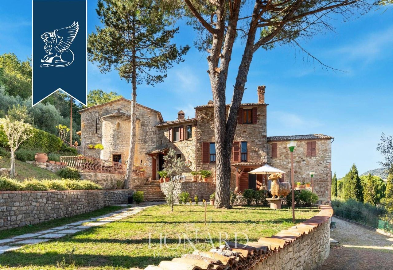 Вилла в Тоди, Италия, 850 м² - фото 7