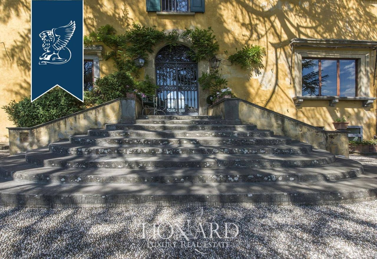 Вилла во Флоренции, Италия, 1 500 м² - фото 7