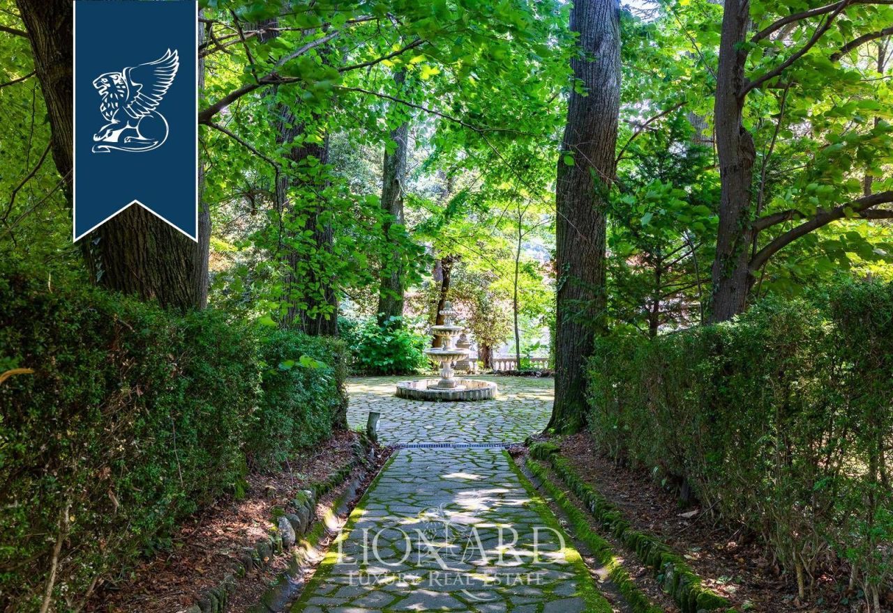 Вилла в Генуе, Италия, 3 057 м² - фото 7