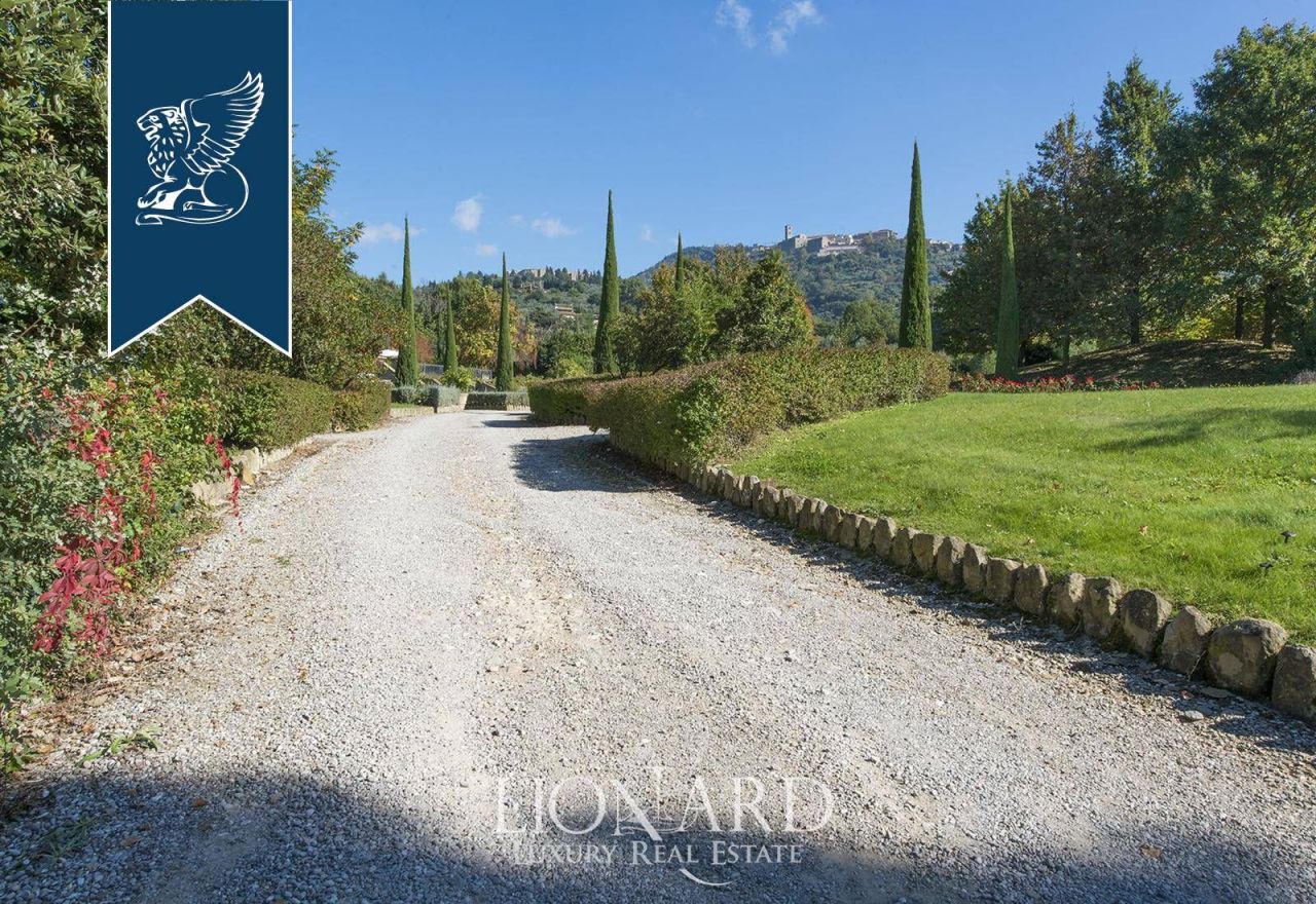 Отель, гостиница в Кортоне, Италия, 6 000 м² - фото 7