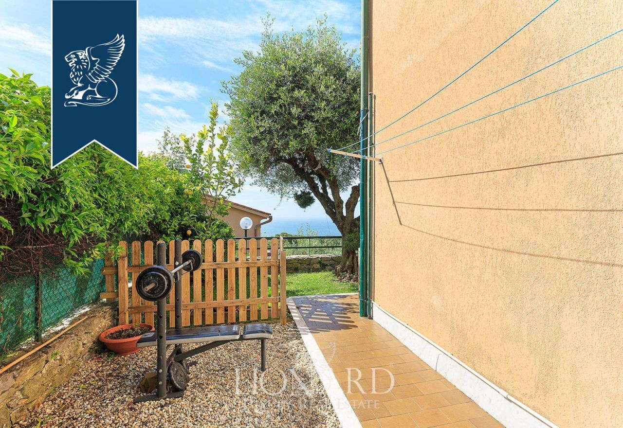 Вилла в Генуе, Италия, 300 м² - фото 7