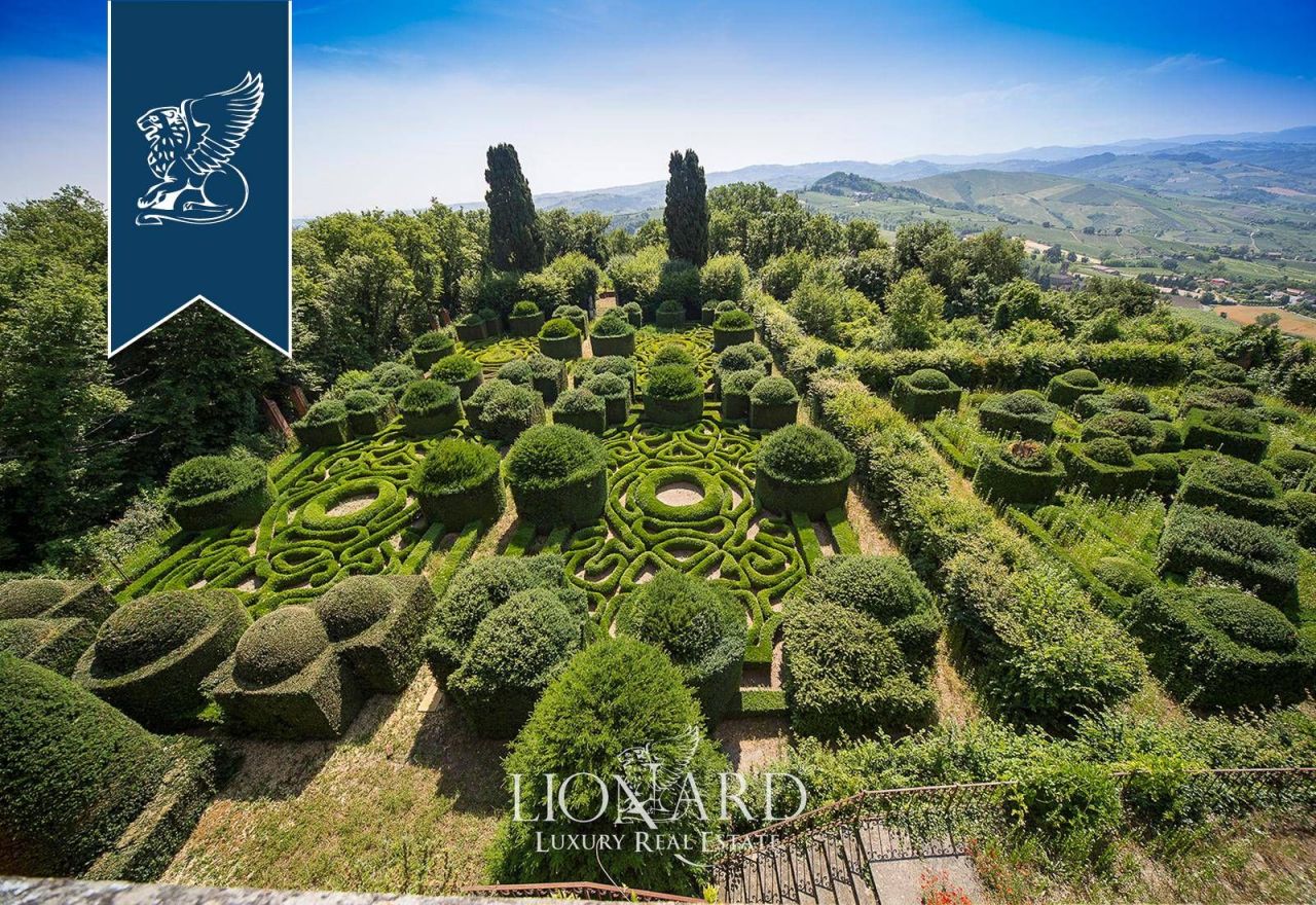 Замок в Павии, Италия, 7 000 м² - фото 8