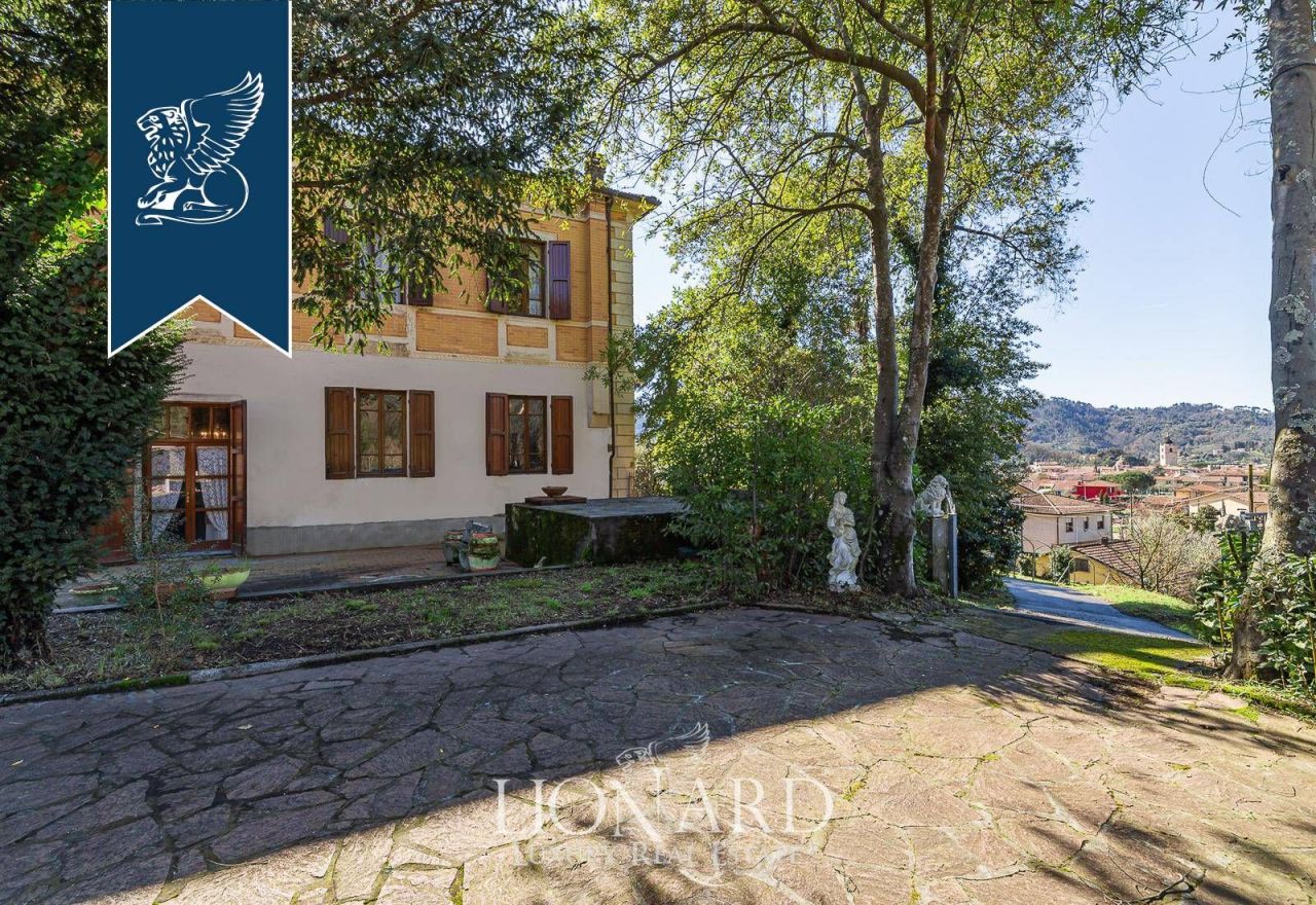 Вилла в Камайоре, Италия, 550 м² - фото 7