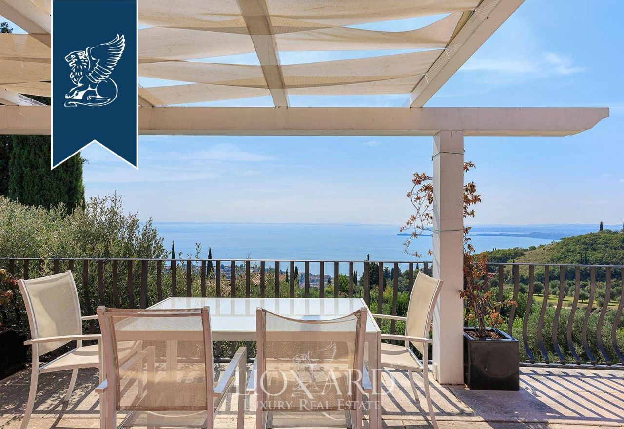 Вилла в Брешии, Италия, 805 м² - фото 7