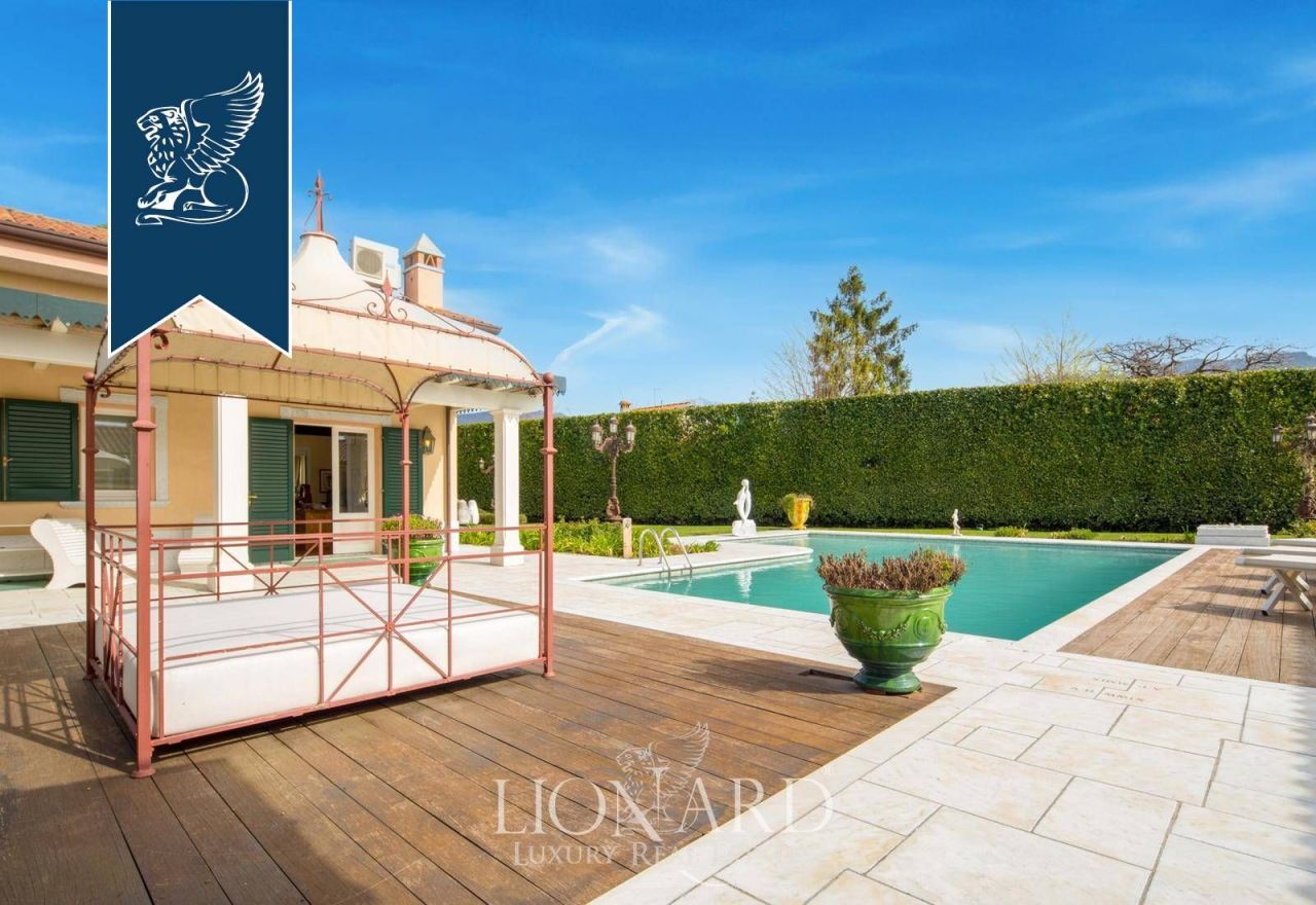 Вилла в Пьетрасанте, Италия, 550 м² - фото 7