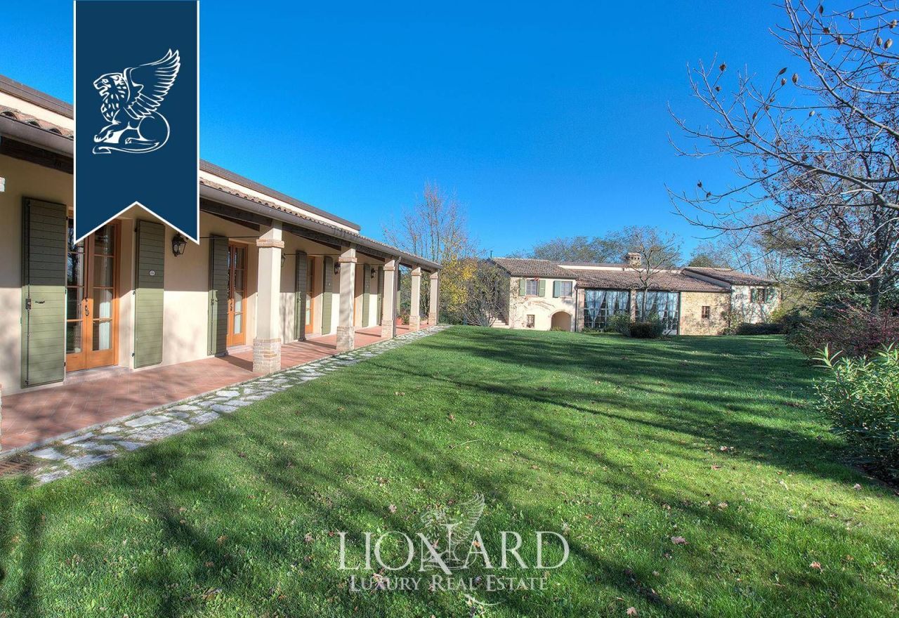 Вилла в Форли-Чезене, Италия, 700 м² - фото 7