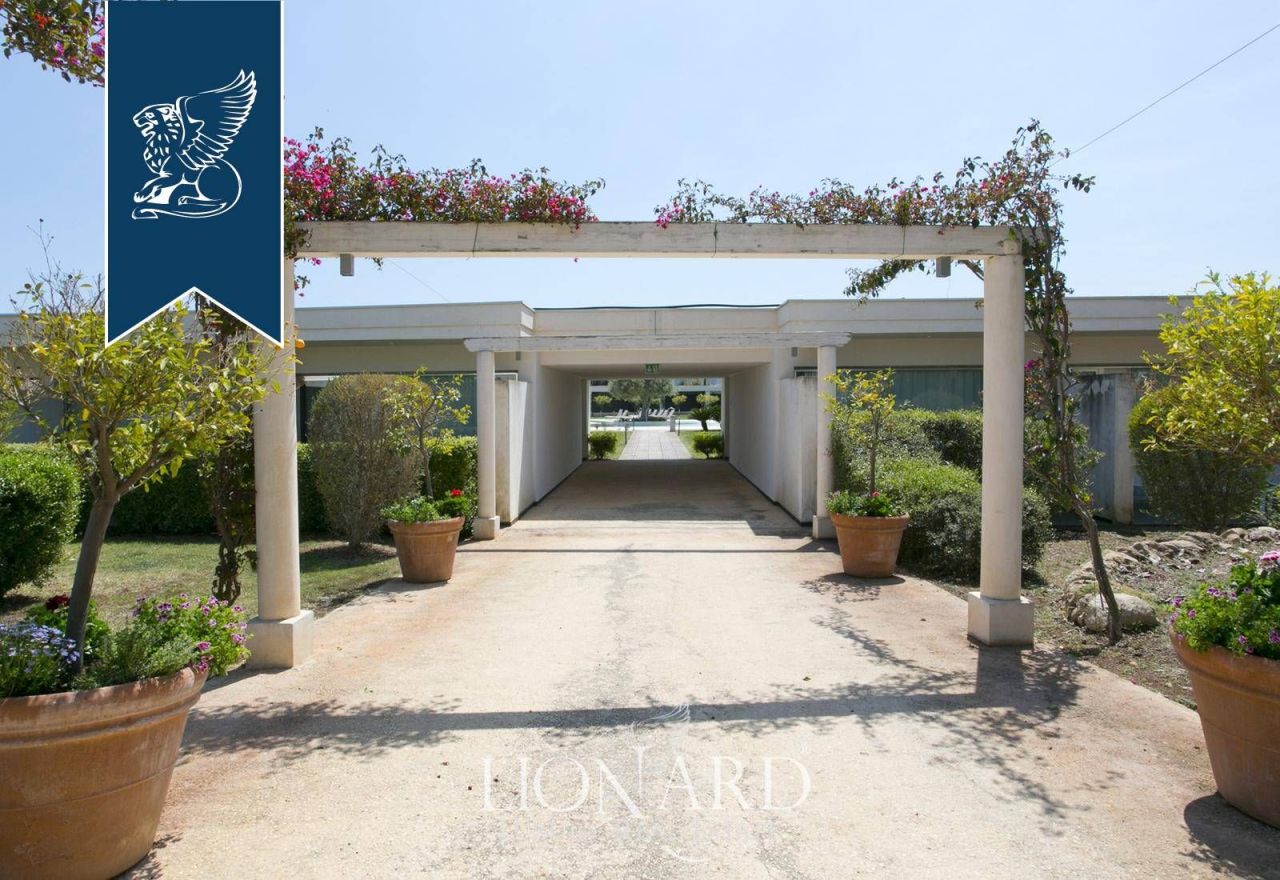 Отель, гостиница в Сиракузах, Италия, 10 000 м² - фото 7