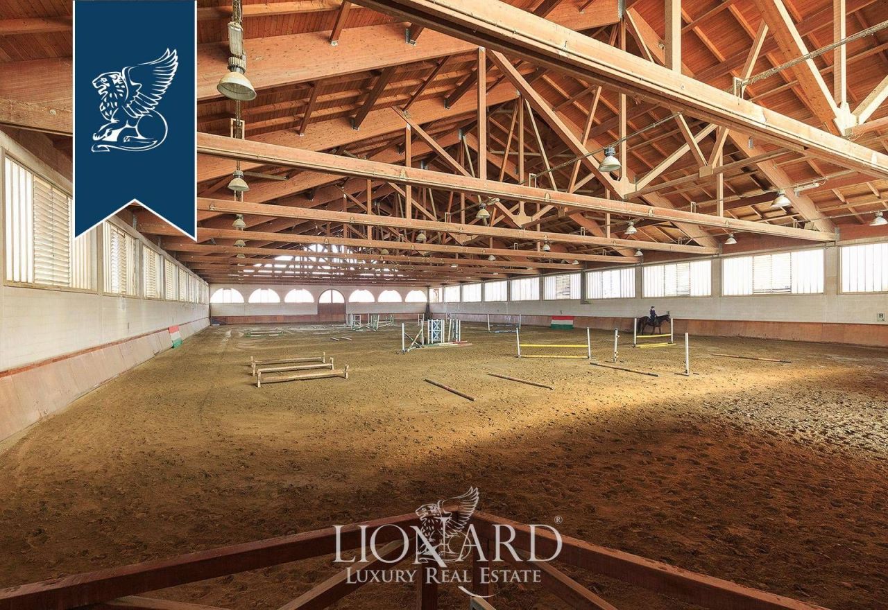 Вилла в Милане, Италия, 900 м² - фото 7