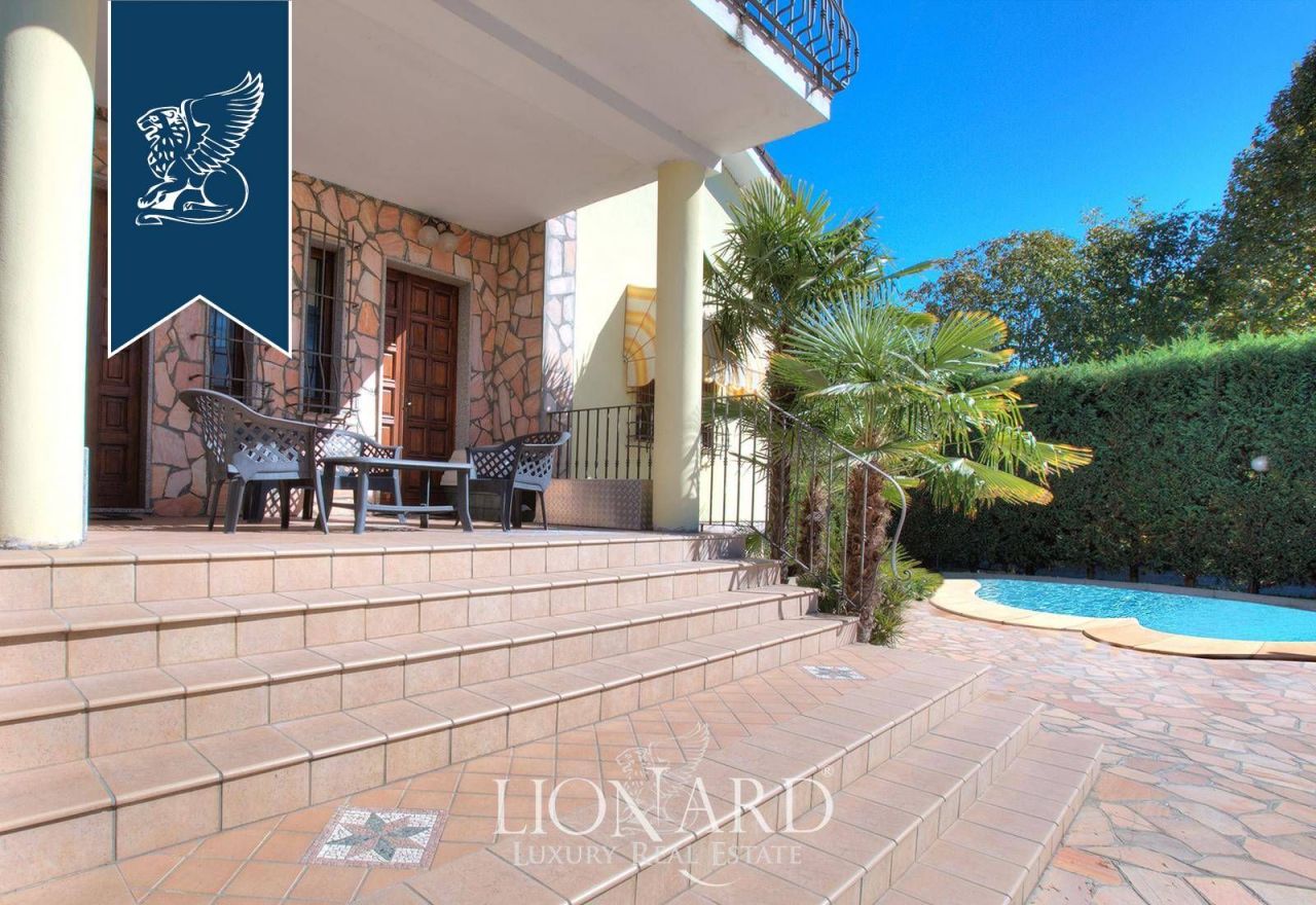 Ферма в Павии, Италия, 580 м² - фото 7