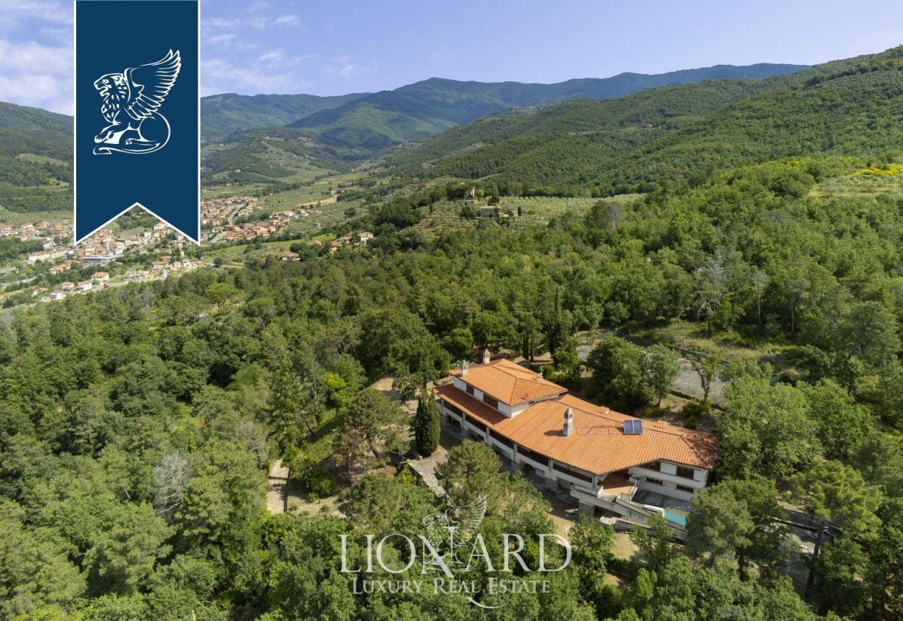 Вилла в Ареццо, Италия, 1 150 м² - фото 7