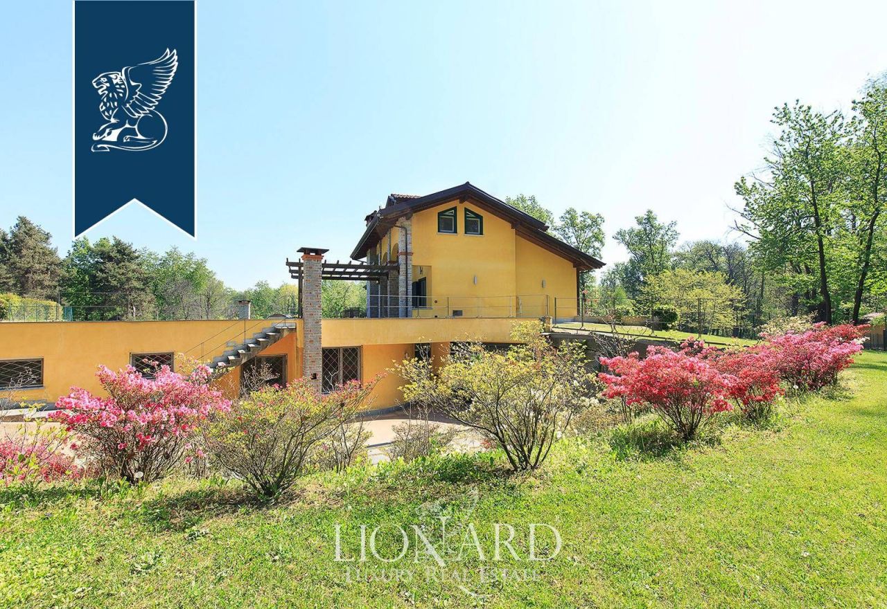 Вилла в Новаре, Италия, 700 м² - фото 7