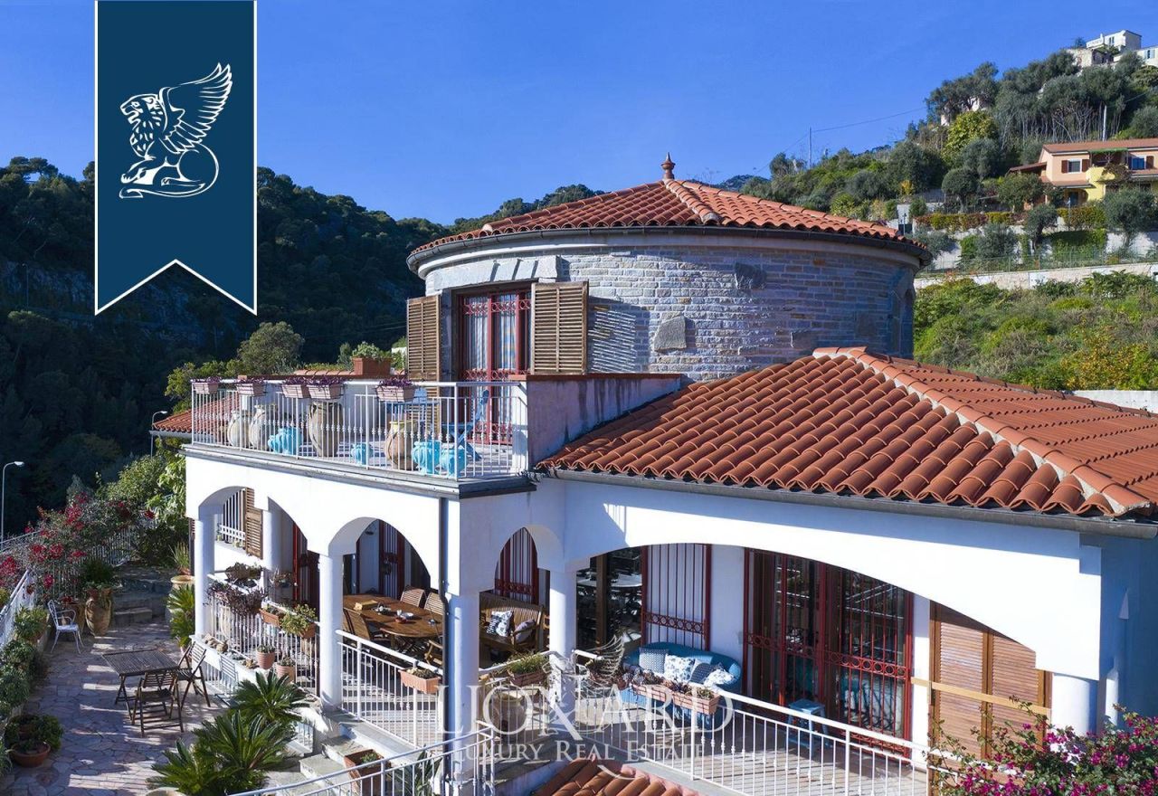 Вилла в Вентимилье, Италия, 220 м² - фото 8