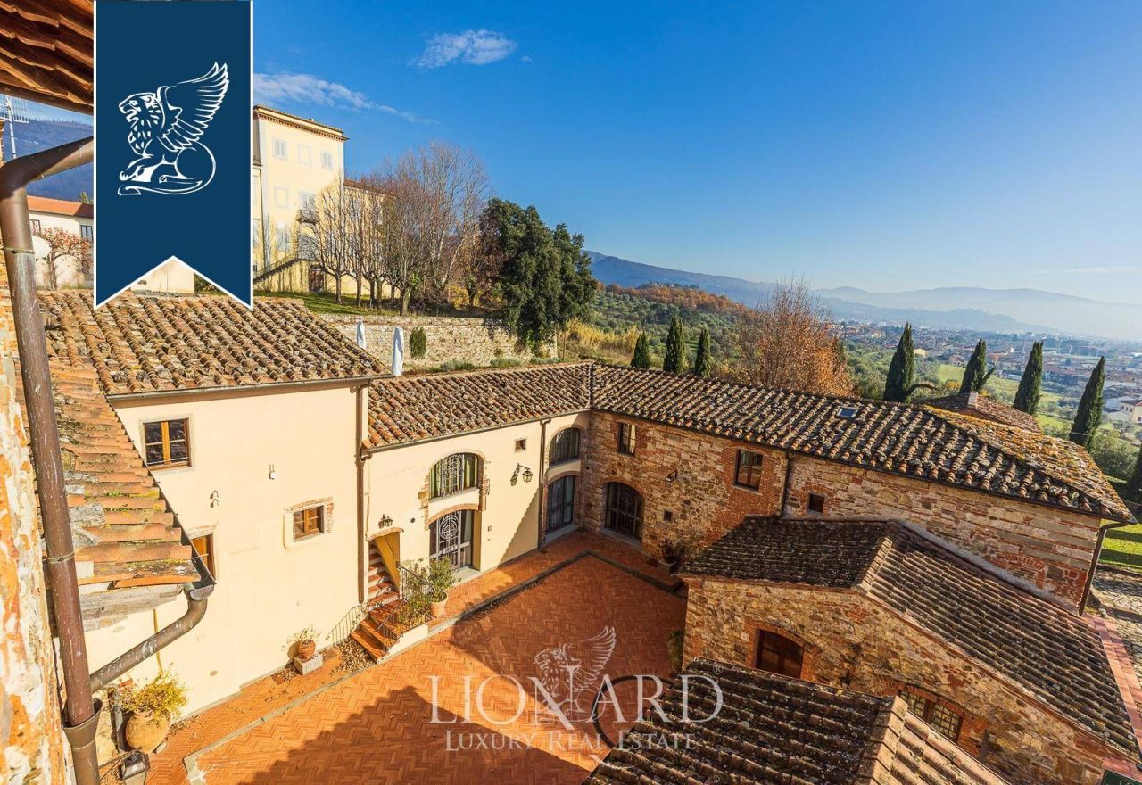 Отель, гостиница в Пистое, Италия, 5 000 м² - фото 8