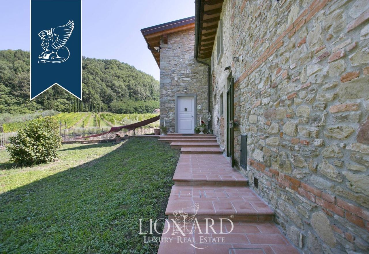 Ферма в Виккьо, Италия, 1 000 м² - фото 9