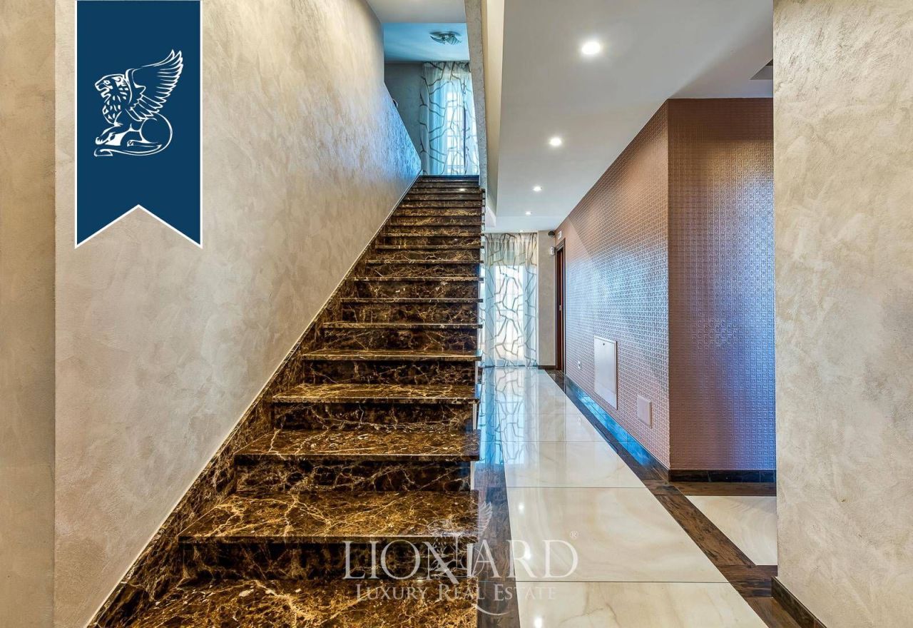 Вилла в Риме, Италия, 300 м² - фото 9