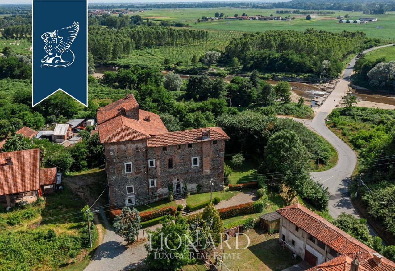 Замок в Биелле, Италия, 1 100 м² - фото 9