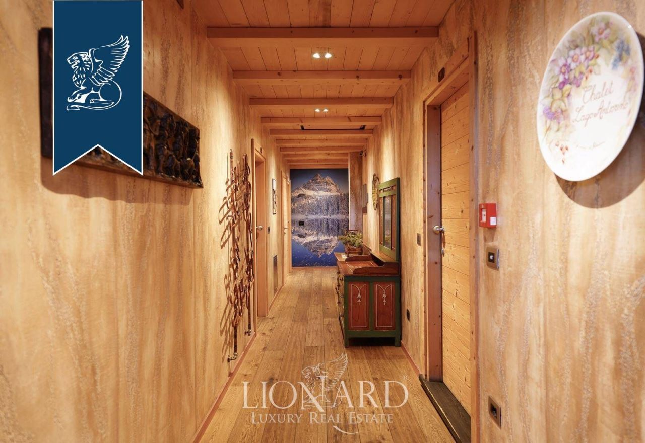 Отель, гостиница в Беллуно, Италия, 1 200 м² - фото 9