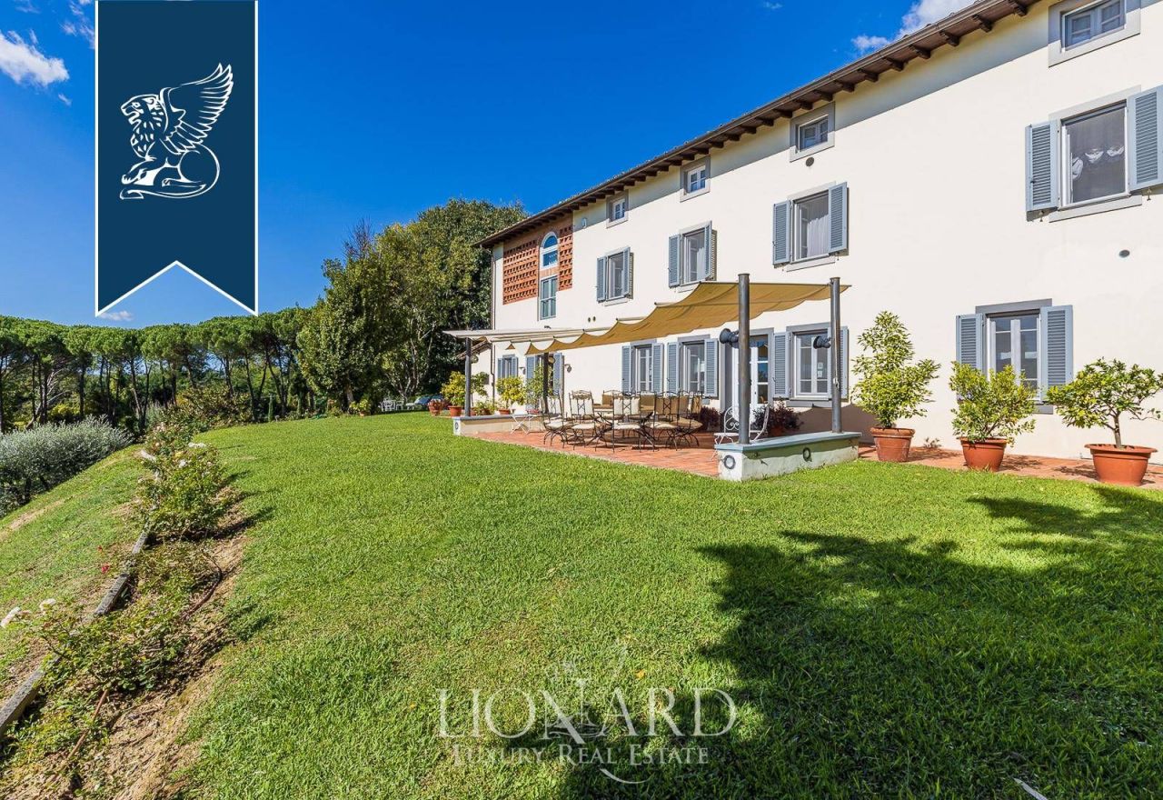 Вилла в Капаннори, Италия, 900 м² - фото 9