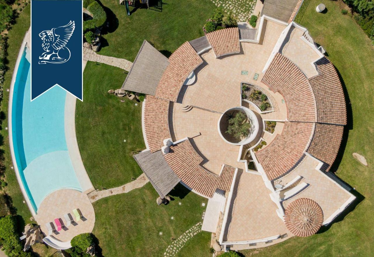 Вилла в Палау, Италия, 435 м² - фото 9