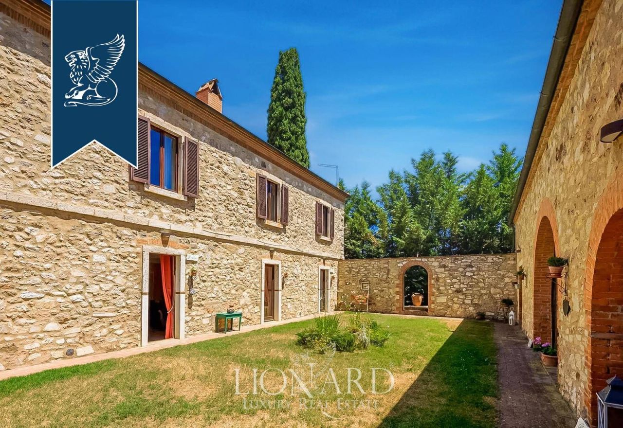 Вилла в Сиене, Италия, 714 м² - фото 9