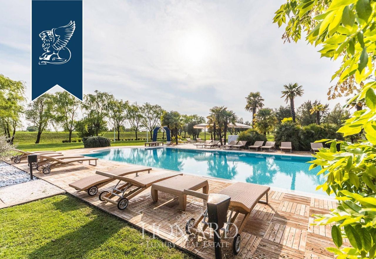 Вилла в Венеции, Италия, 1 150 м² - фото 9