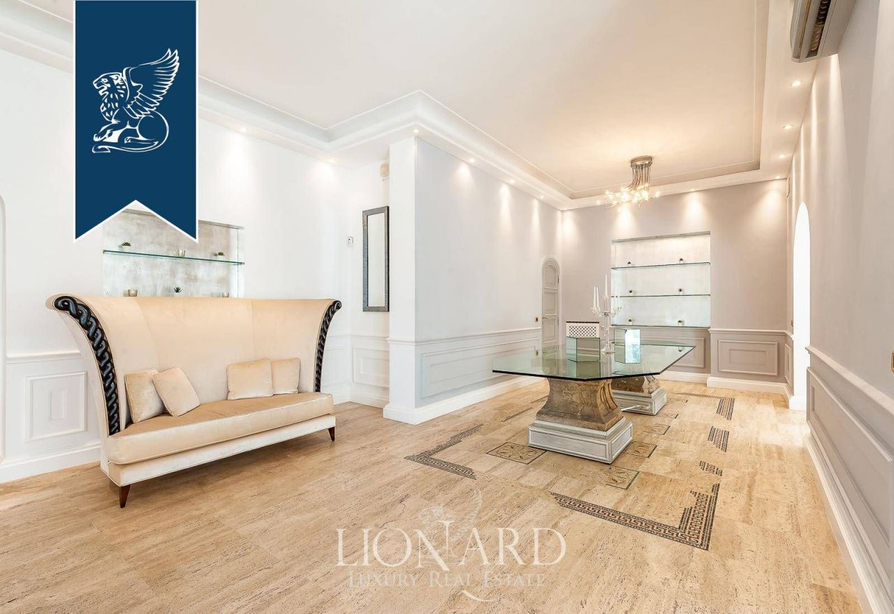 Вилла в Риме, Италия, 860 м² - фото 9