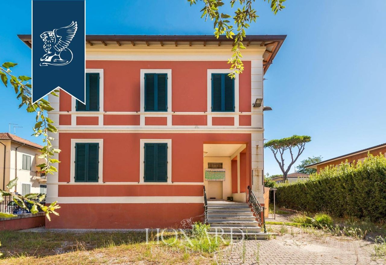 Вилла в Форте деи Марми, Италия, 400 м² - фото 9