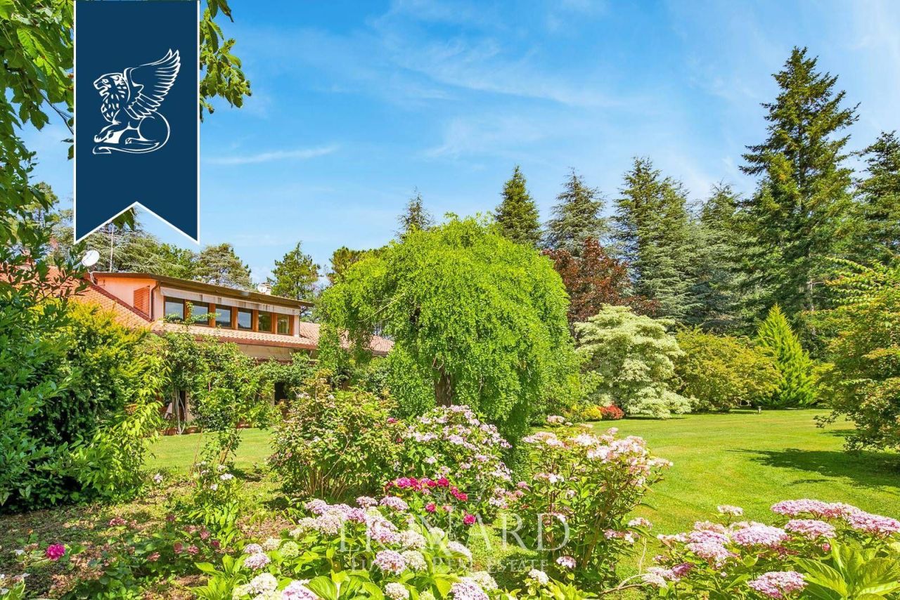 Вилла в Ареццо, Италия, 400 м² - фото 9