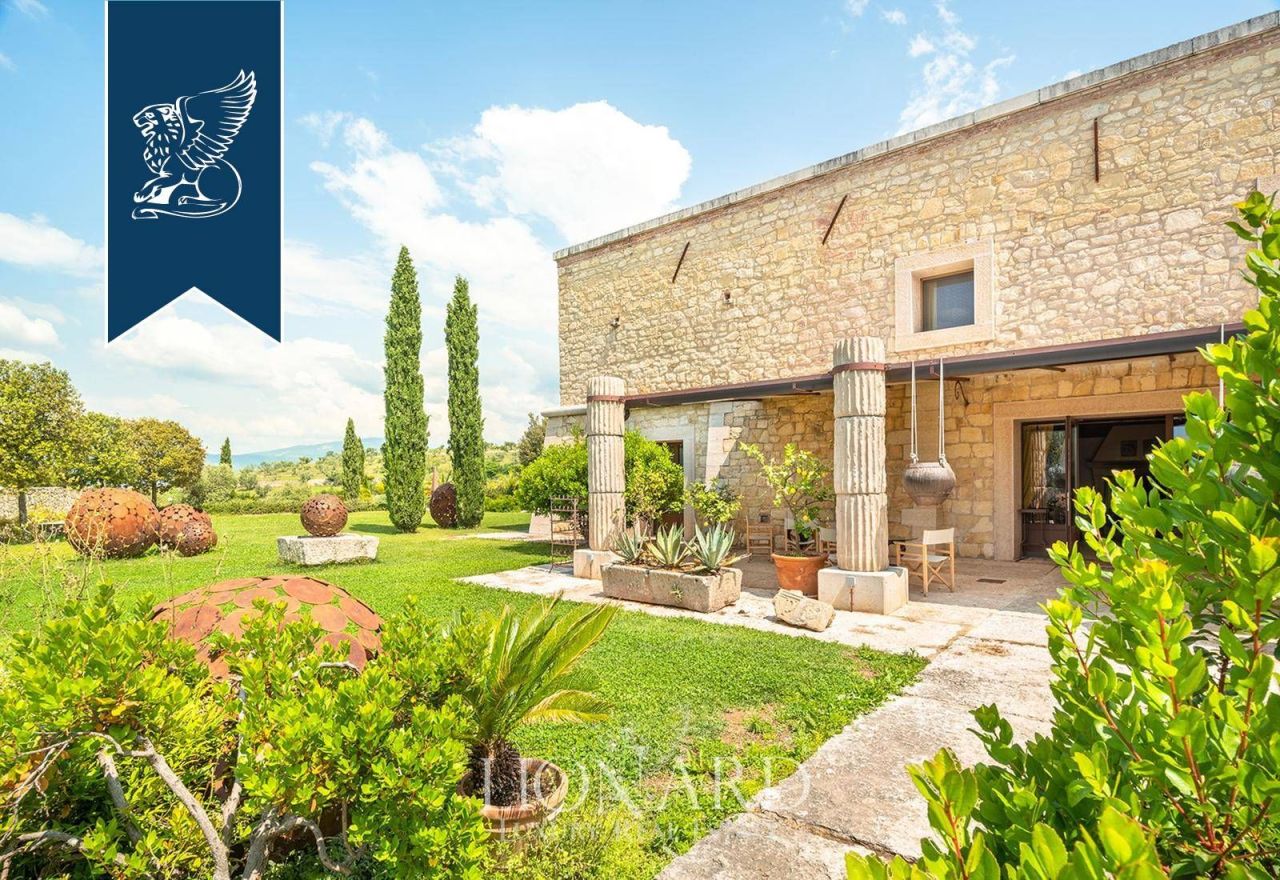 Вилла в Вероне, Италия, 1 300 м² - фото 9