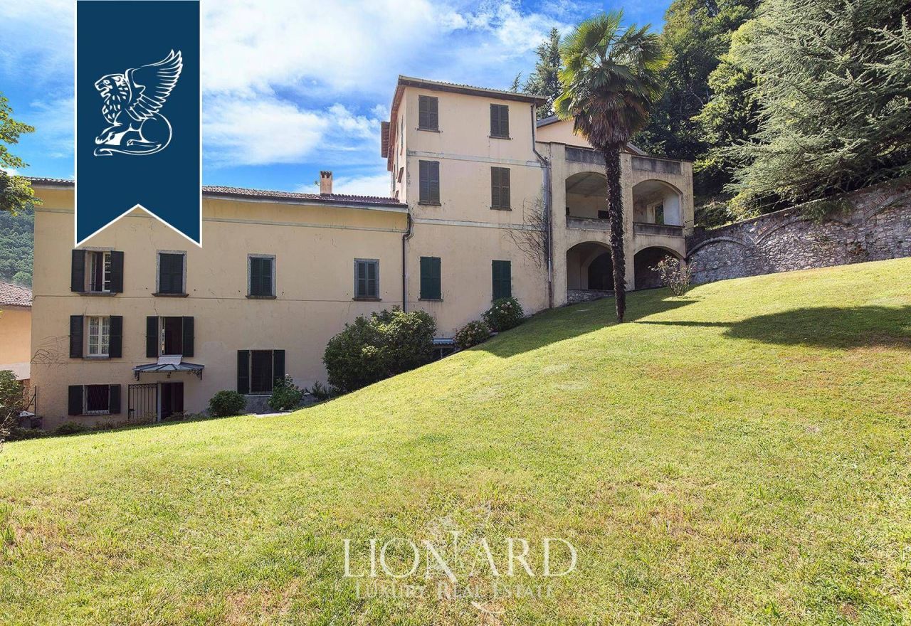 Вилла в Варесе, Италия, 1 000 м² - фото 9