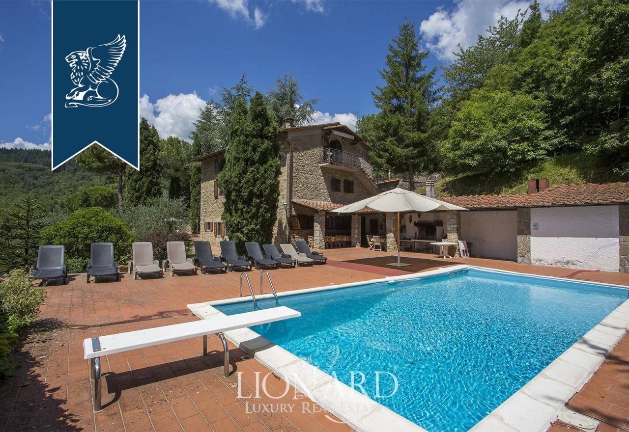 Вилла во Флоренции, Италия, 900 м² - фото 9