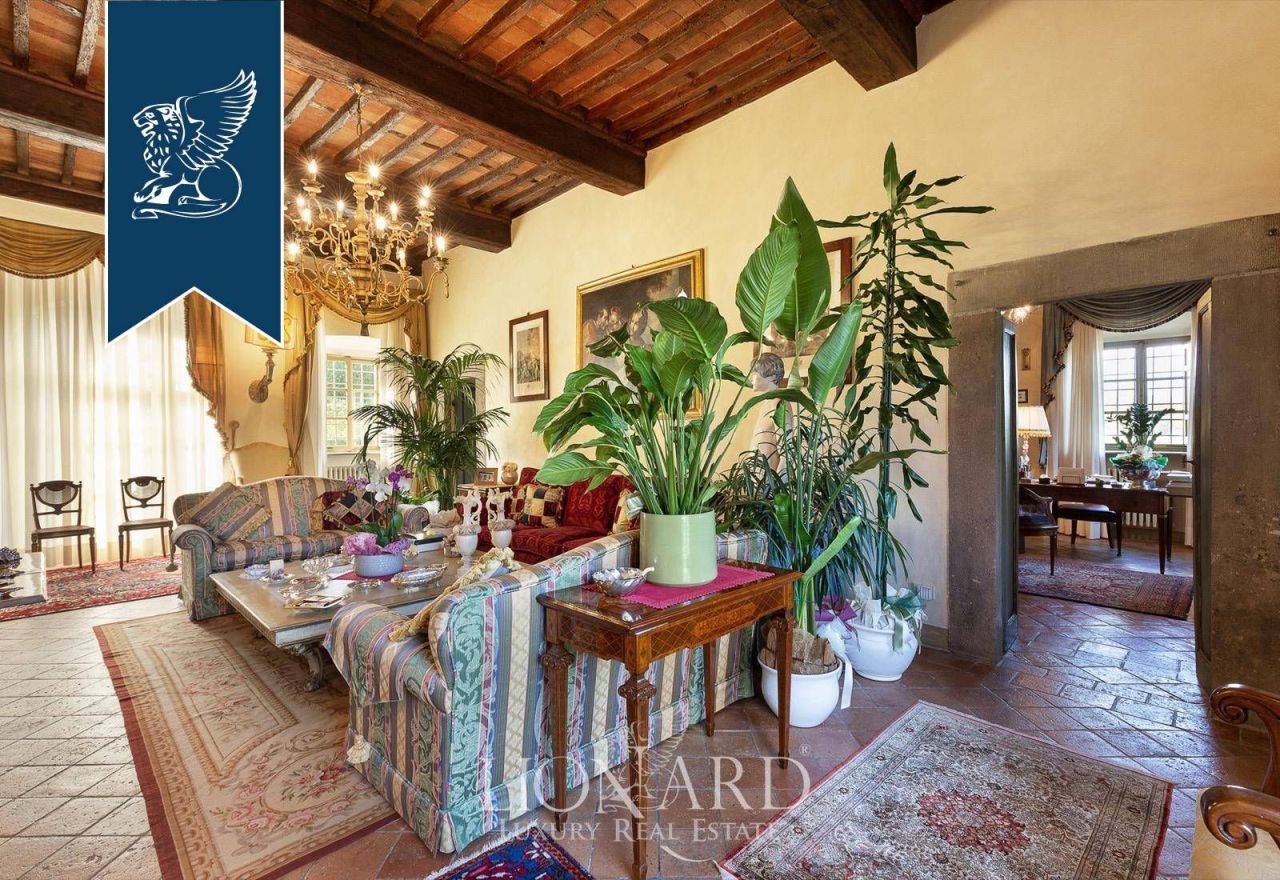 Вилла в Капаннори, Италия, 1 300 м² - фото 9