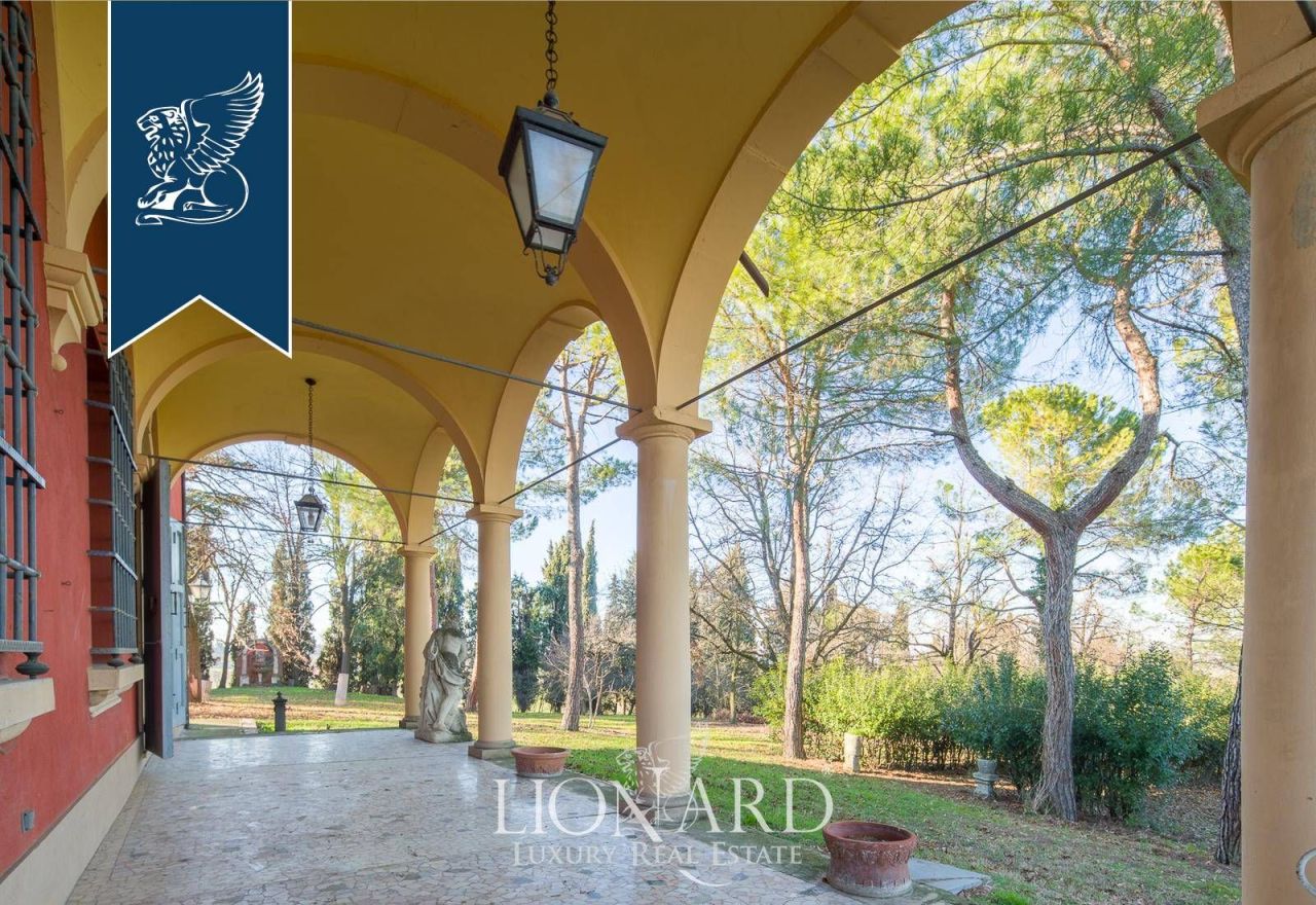 Вилла в Болонье, Италия, 1 000 м² - фото 9