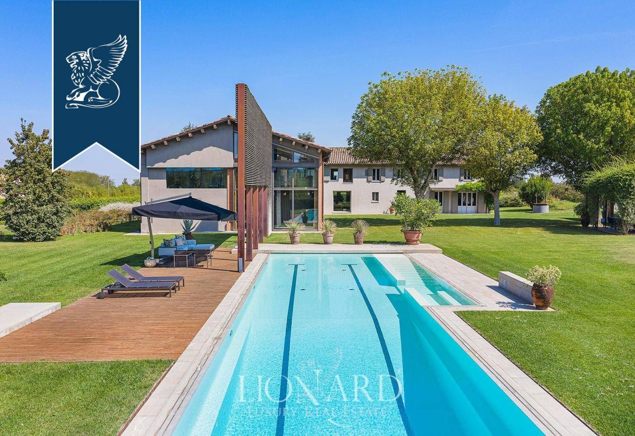 Вилла в Равенне, Италия, 800 м² - фото 9