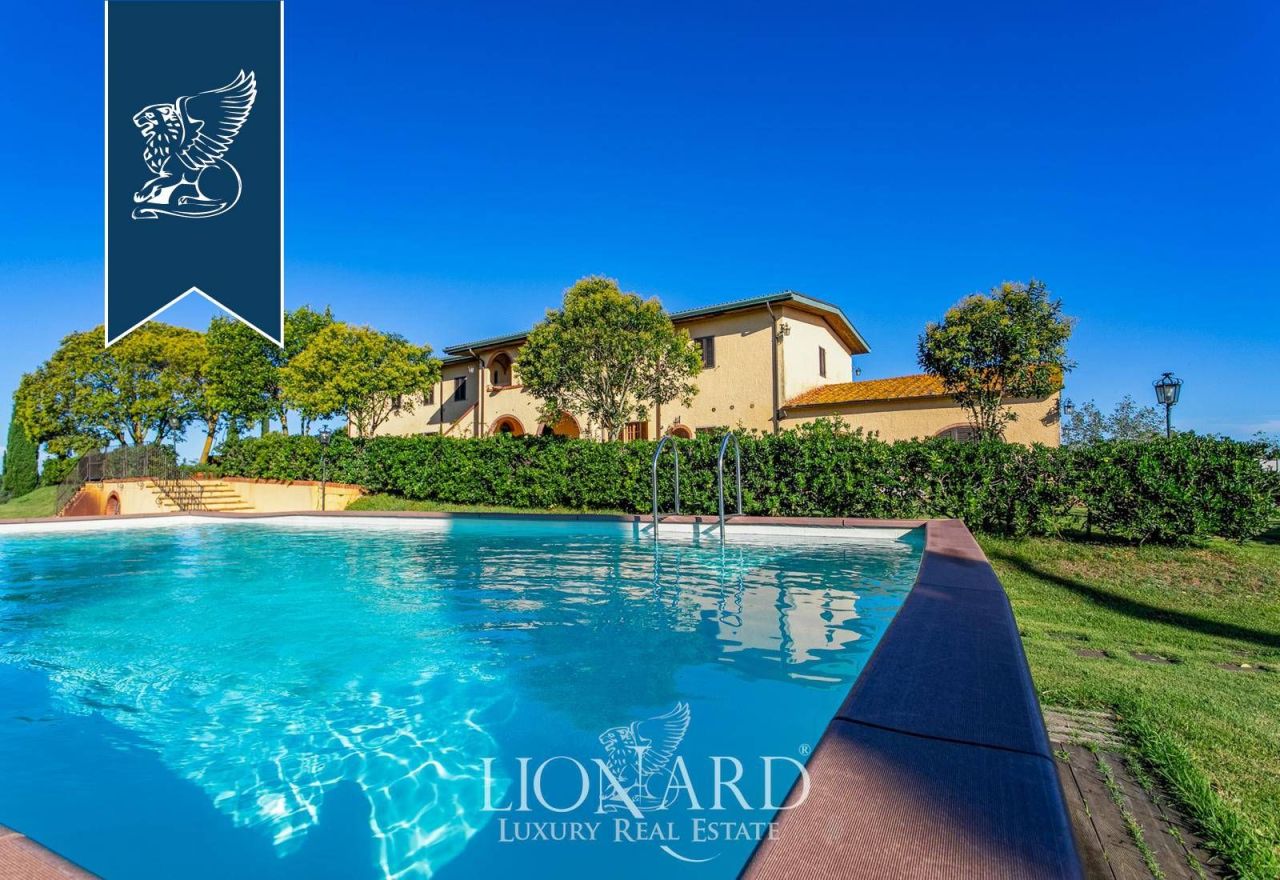 Ферма в Ливорно, Италия, 3 000 м² - фото 9