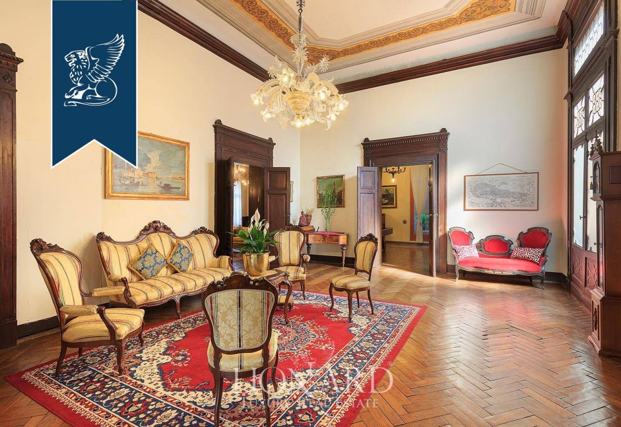 Дом в Венеции, Италия, 2 500 м² - фото 9