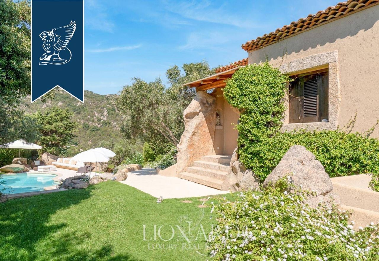 Вилла в Порто Черво, Италия, 298 м² - фото 9