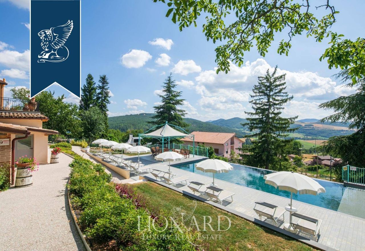 Вилла в Мачерате, Италия, 1 500 м² - фото 9