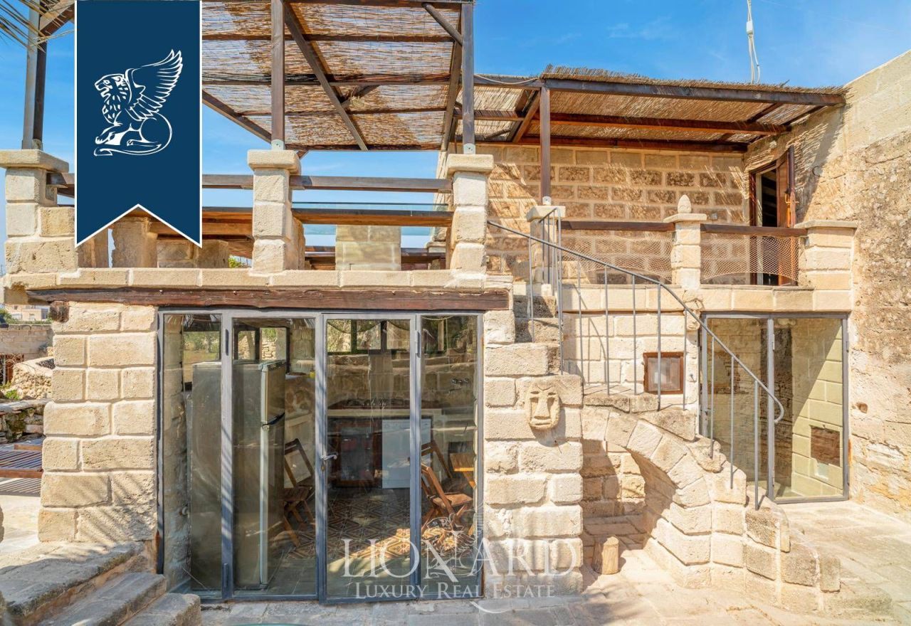 Вилла в Фавиньяне, Италия, 350 м² - фото 9