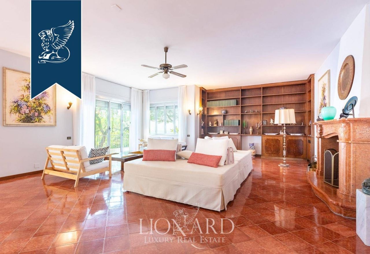 Вилла в Бордигере, Италия, 750 м² - фото 9