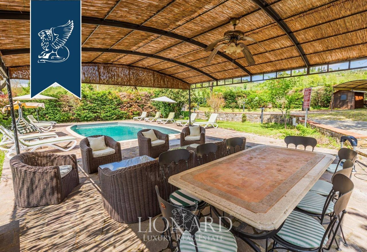 Вилла в Сиене, Италия, 550 м² - фото 8