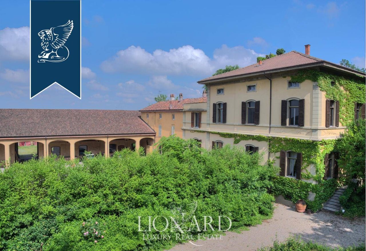 Вилла в Кремоне, Италия, 980 м² - фото 8