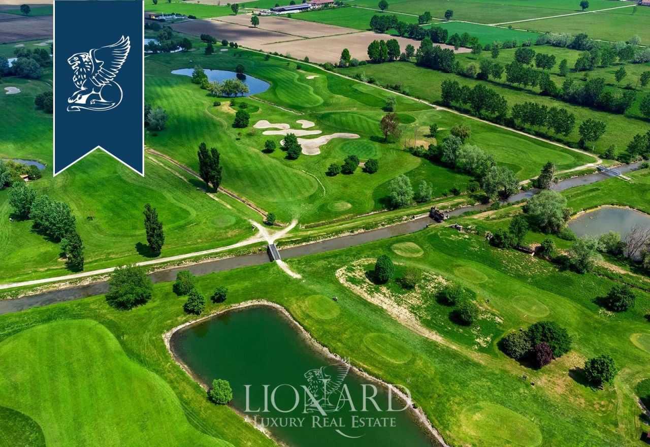 Вилла в Кремоне, Италия, 19 000 м² - фото 8