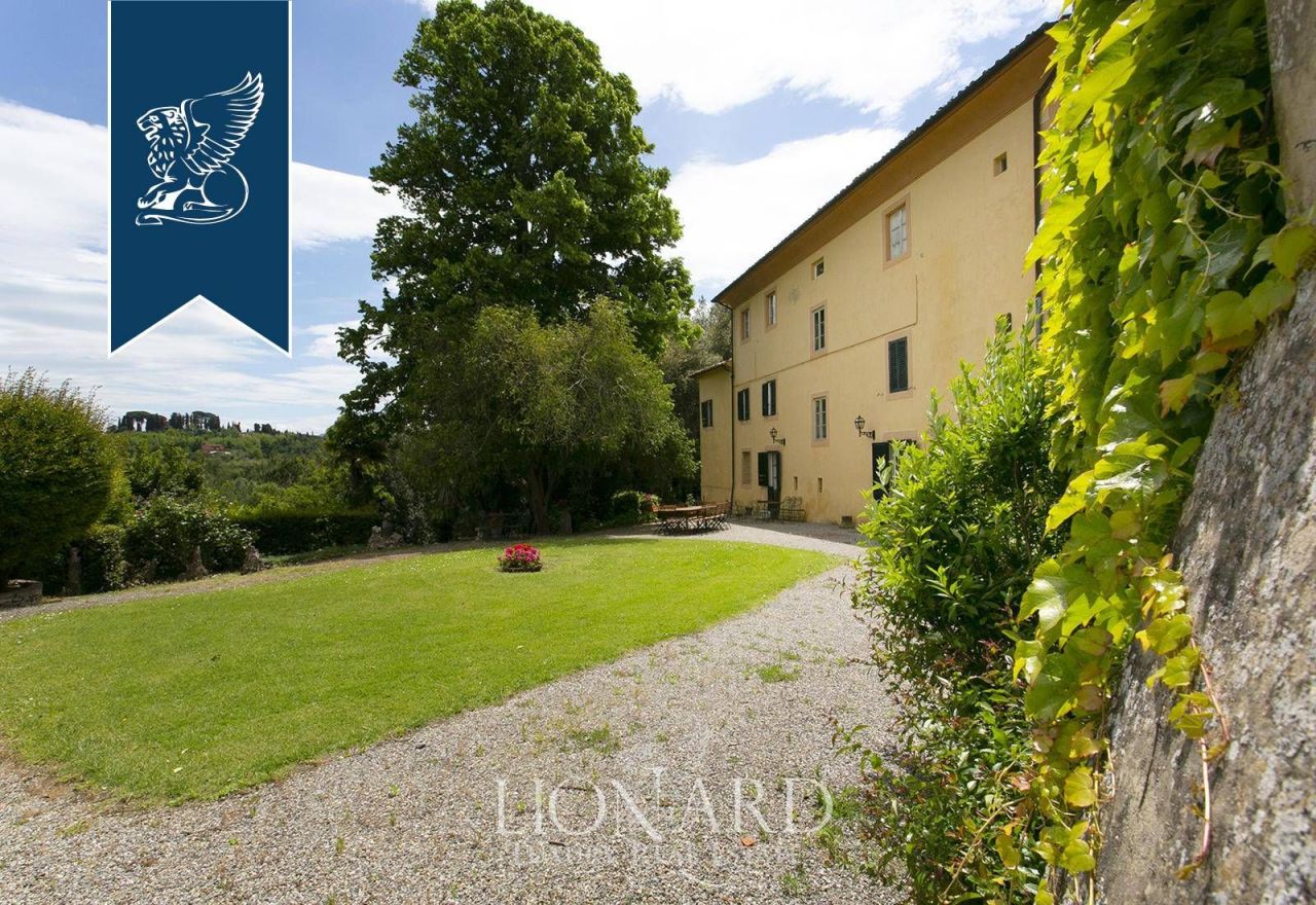 Вилла в Креспине, Италия, 1 500 м² - фото 8