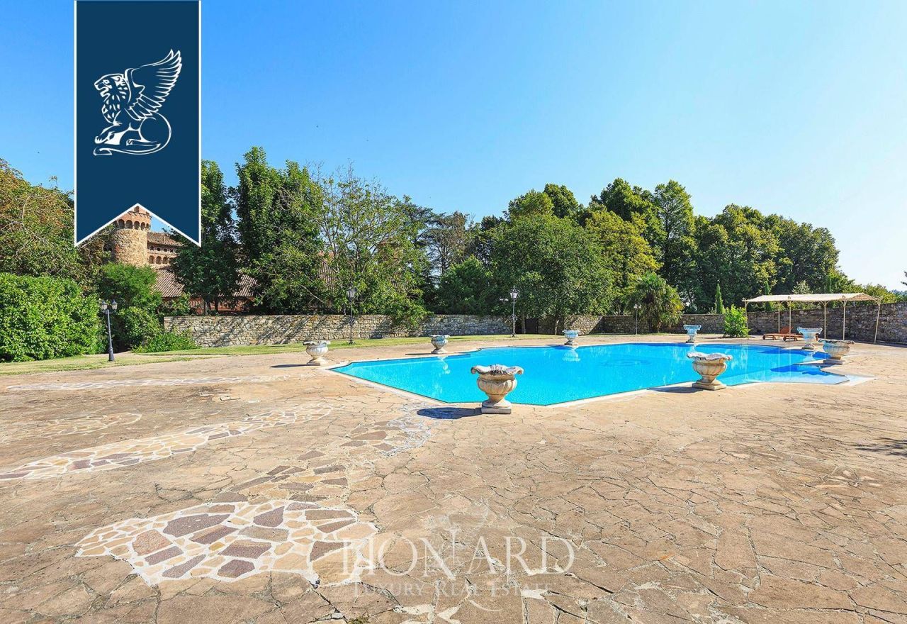 Замок в Пьяченце, Италия, 8 000 м² - фото 8