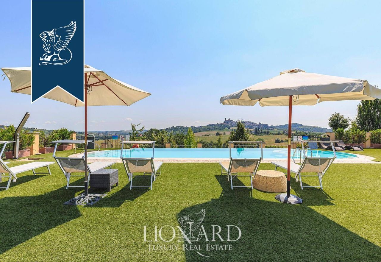 Дом в Алессандрии, Италия, 5 700 м² - фото 8