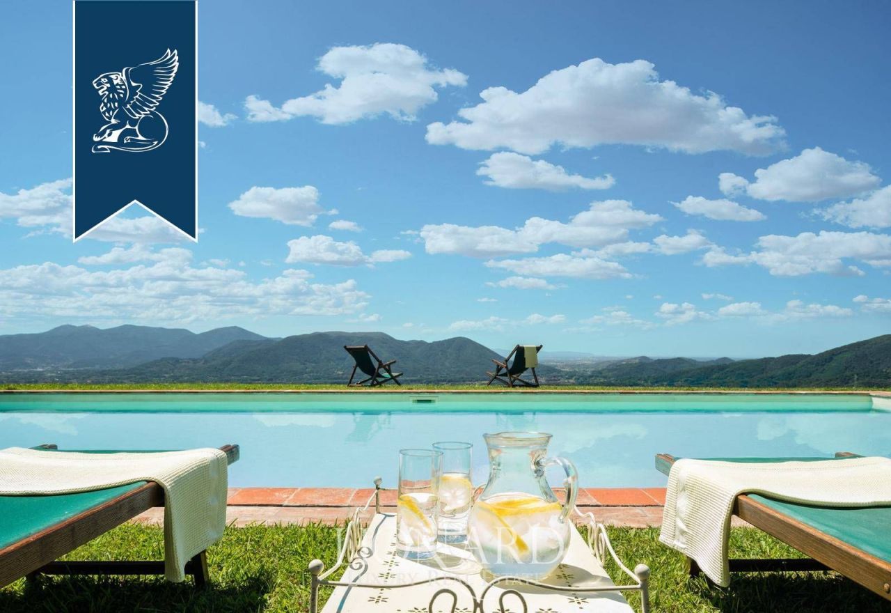 Ферма в Лукке, Италия, 450 м² - фото 8