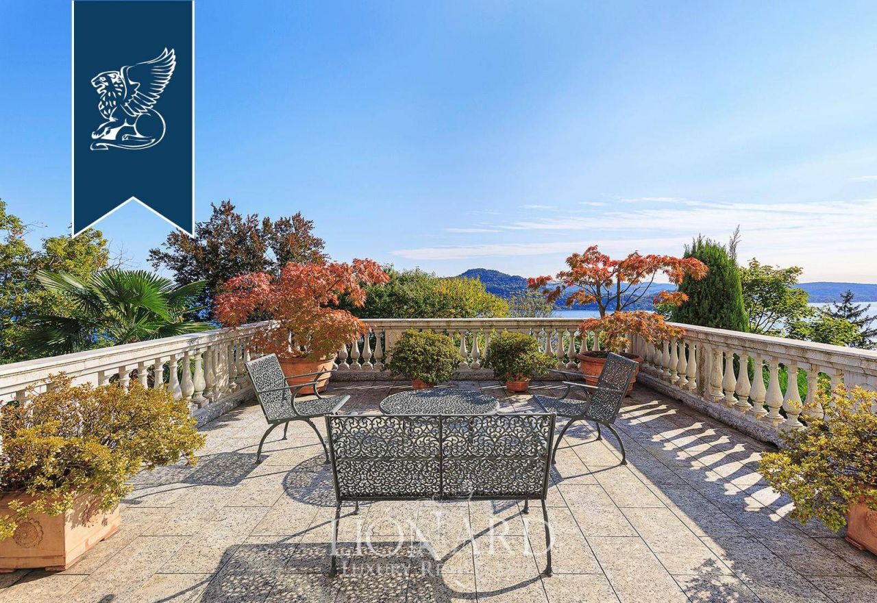 Вилла в Ароне, Италия, 1 000 м² - фото 8